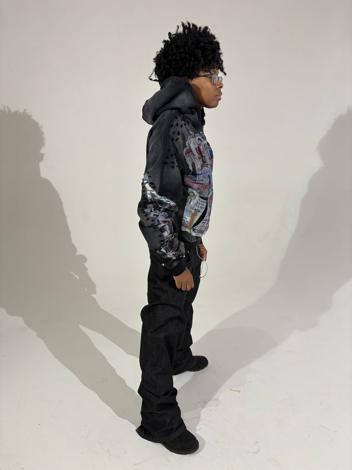 PIECES OF WAR! (BLACK)