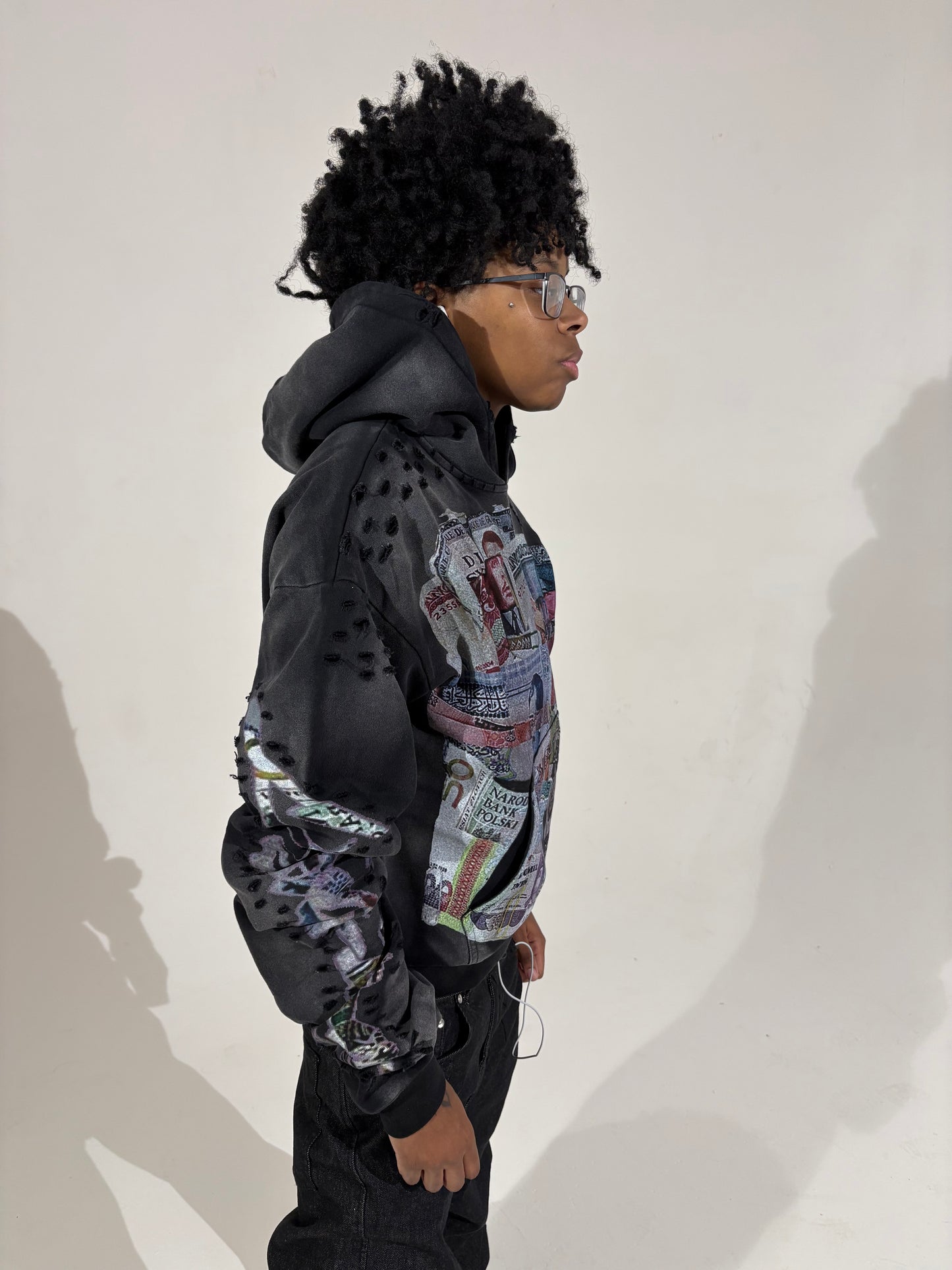 PIECES OF WAR! (BLACK)